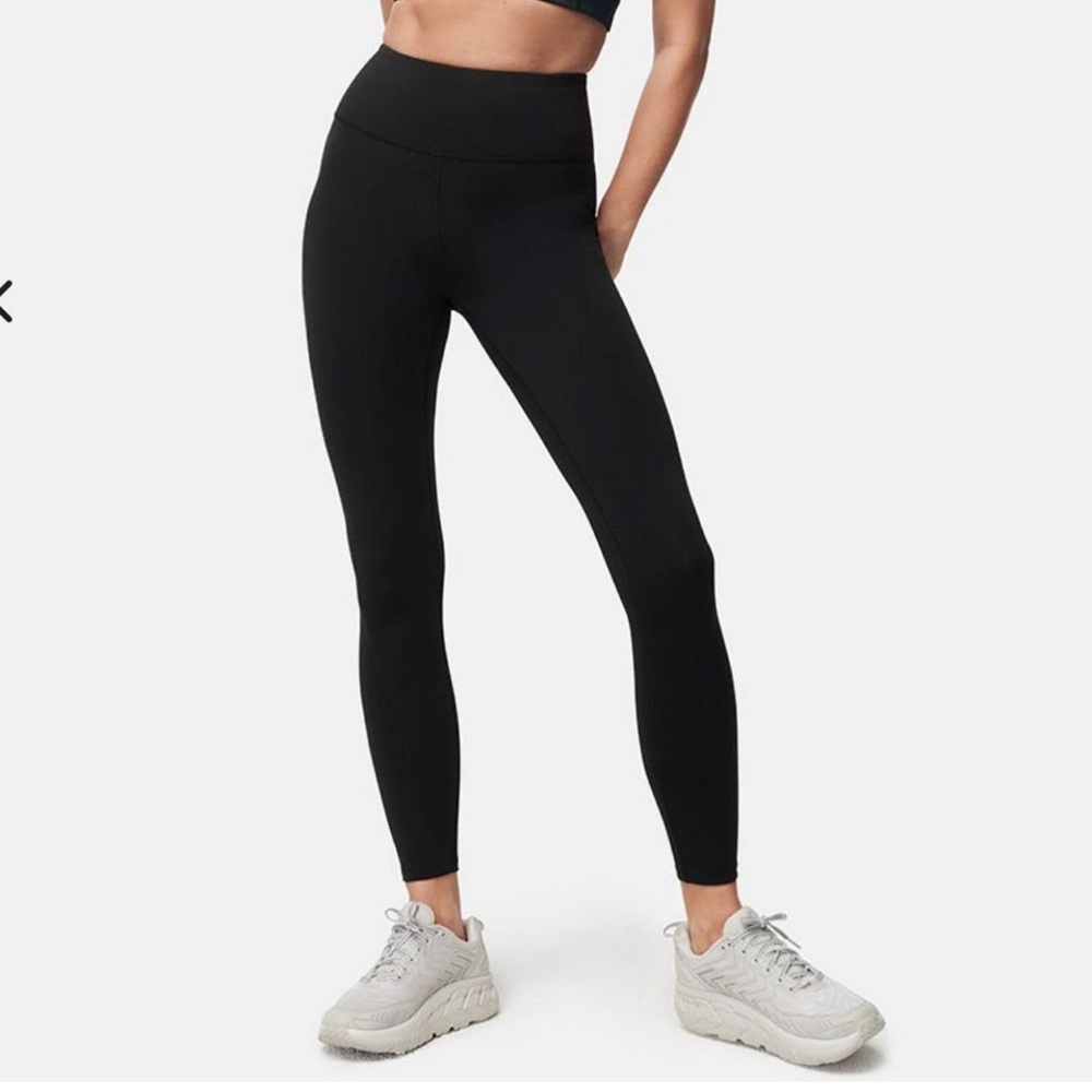 NWOT Outdoor Voices Frost Knit 7/8 Leggings